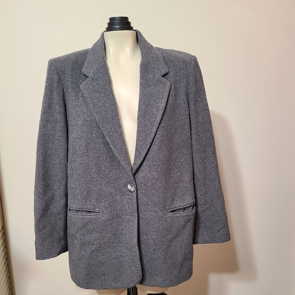 Lord & Taylor Jackets & Blazers - Vintage Lord & Taylor gray wool blazer